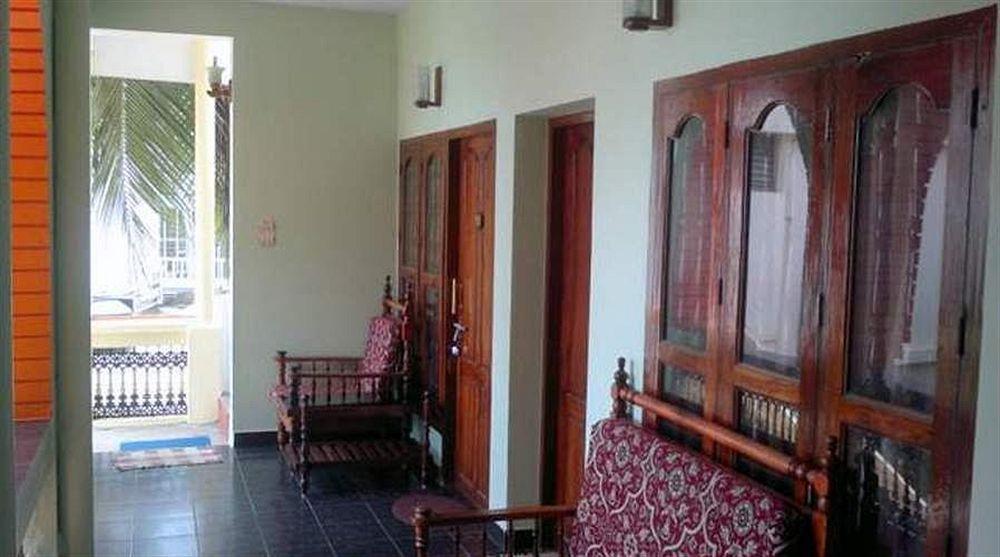 Hotel Sea View Palace - The Beach Hotel Kovalam Luaran gambar