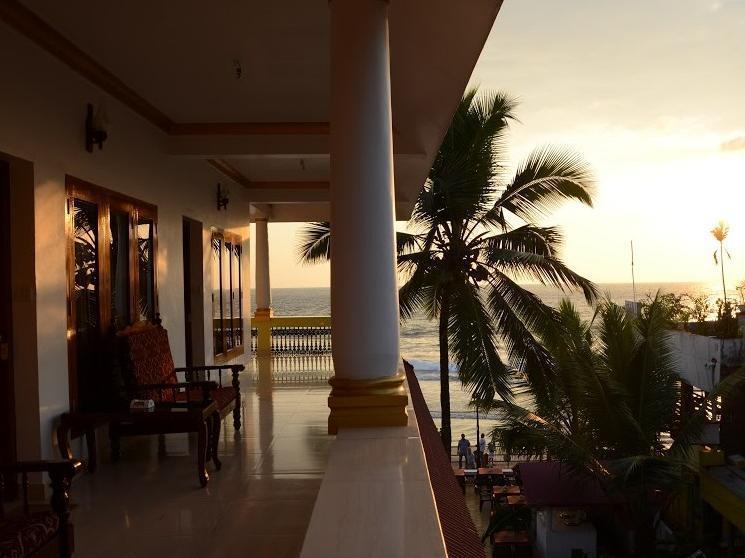 Hotel Sea View Palace - The Beach Hotel Kovalam Luaran gambar