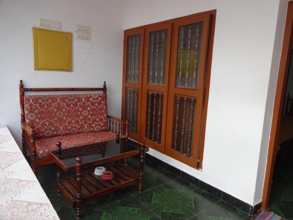 Hotel Sea View Palace - The Beach Hotel Kovalam Luaran gambar
