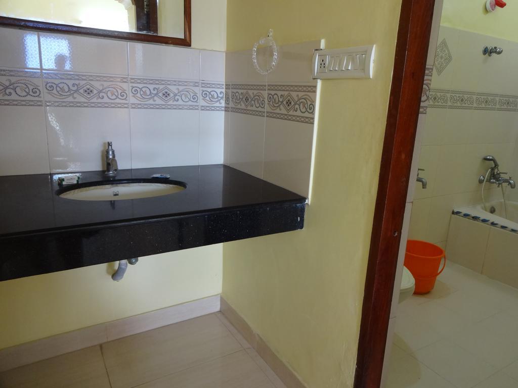 Hotel Sea View Palace - The Beach Hotel Kovalam Luaran gambar