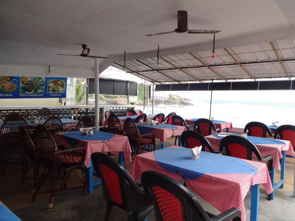 Hotel Sea View Palace - The Beach Hotel Kovalam Luaran gambar