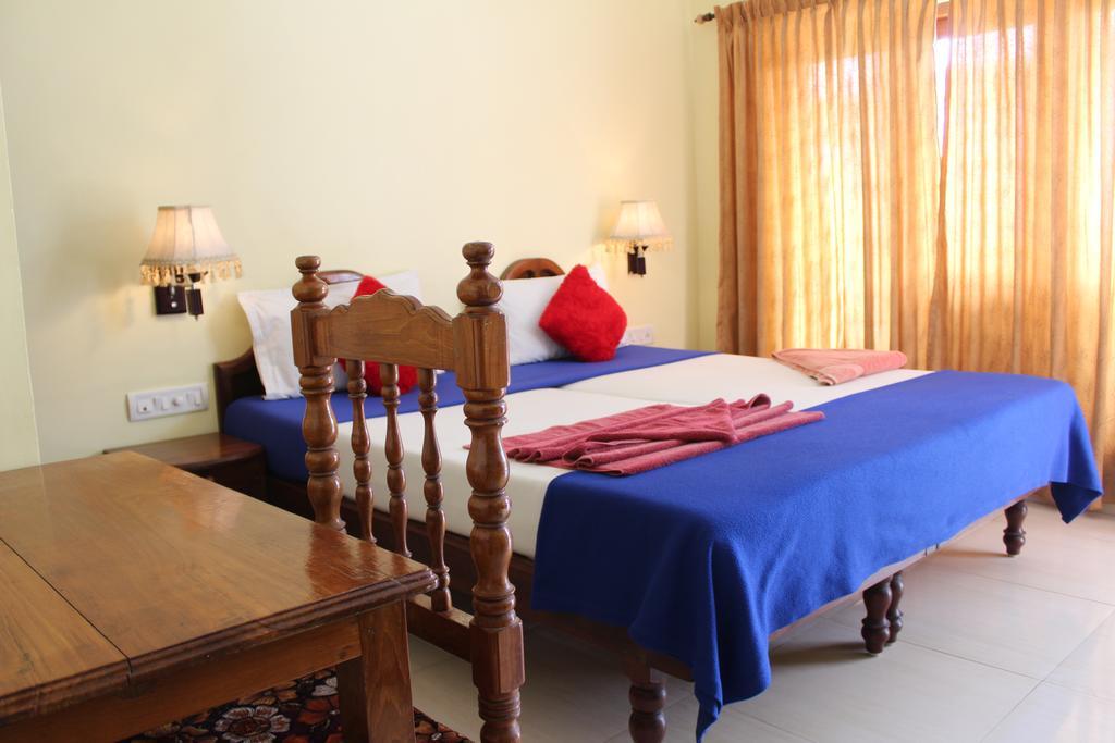 Hotel Sea View Palace - The Beach Hotel Kovalam Luaran gambar