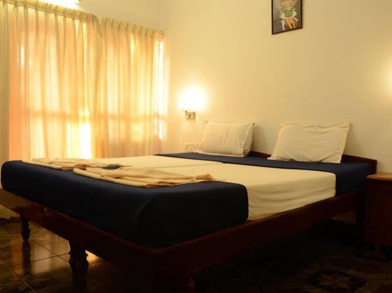 Hotel Sea View Palace - The Beach Hotel Kovalam Luaran gambar